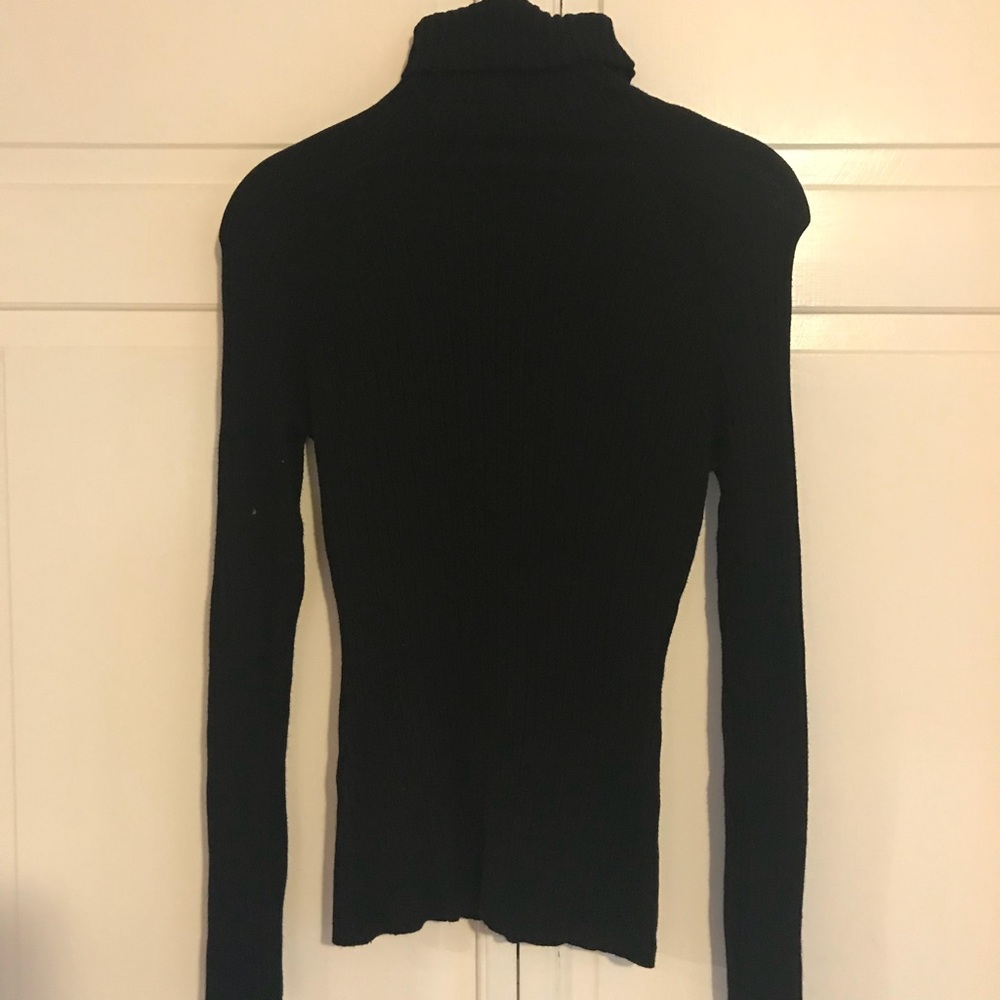 Ribbed turtle neck